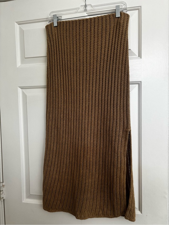 Lauren Ralph Lauren Dresses & Skirts - Lauren Ralph Lauren Camel Brown Ribbed Knit Midi Skirt with Side Slit